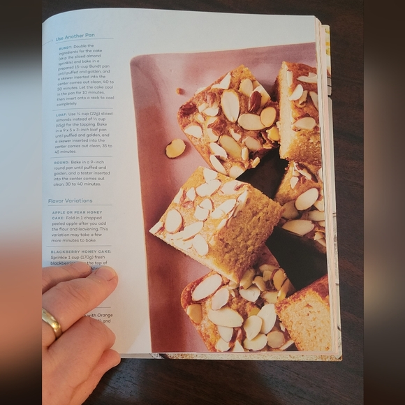 Snacking Cakes Cookbook - Picture 4 of 7